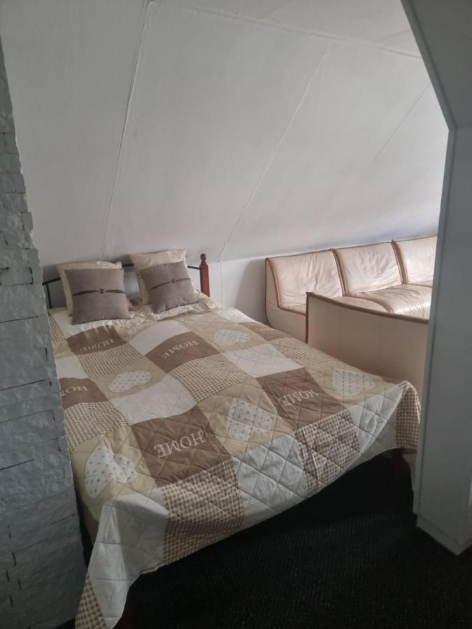 Alte Bibliothek Apartment Kottmar Ngoại thất bức ảnh